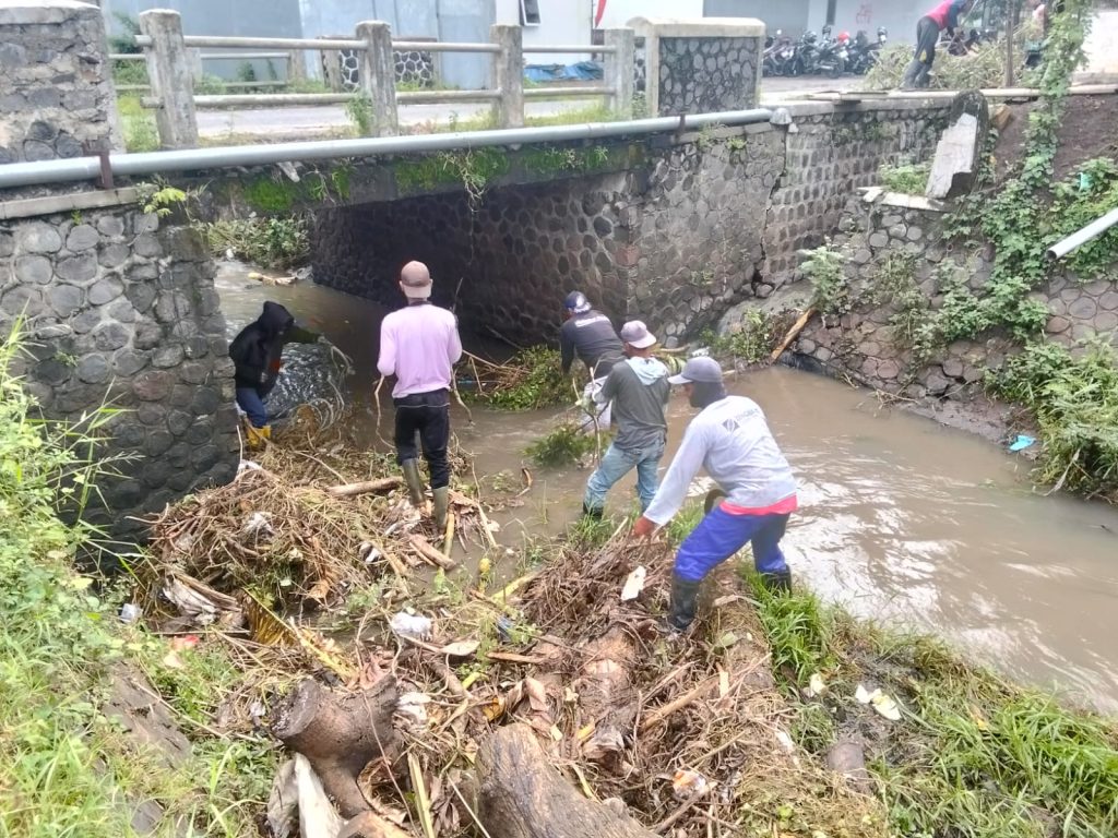 0d527a3e-4f55-486b-b47d-b332121e28fc